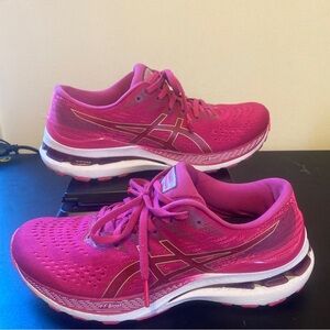 Asics Women's Athletic Shoes - Pink